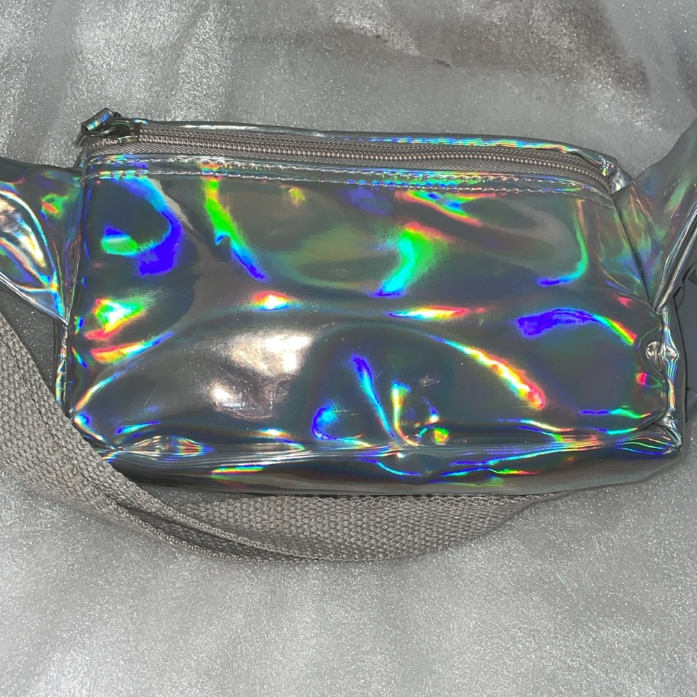 Silver Fanny pack - Picture 2 of 4